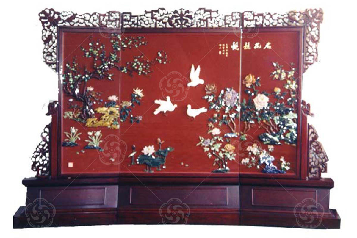 雕漆嵌玉《名花競艷》地屏精品簡介